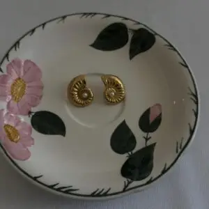 Sanibel Heart Earrings