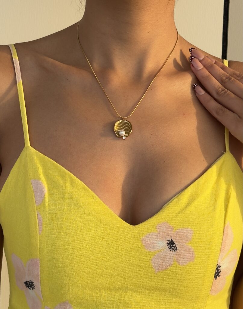 Mother of Pearl Necklace | 18K Gold Plated
