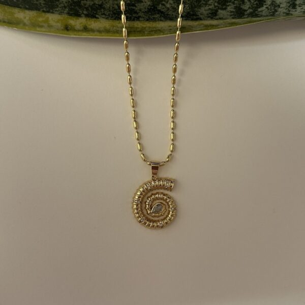 Shella Necklace
