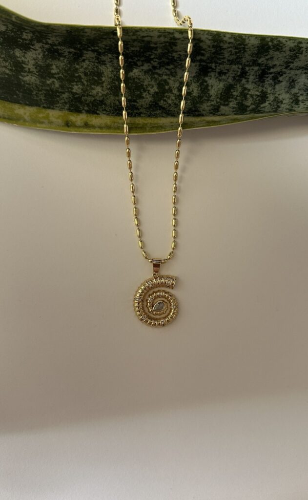 Shella Necklace